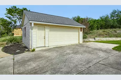 1049 Sunset Canyon Drive S, Dripping Springs, TX 78620 - Photo 25