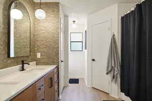 9833 Briar Ridge Dr, Austin, TX 78748 - Photo 9
