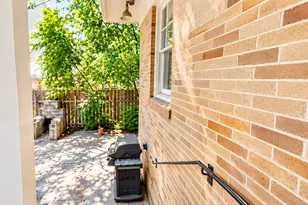1101 W 22 1/2 St, Austin, TX 78705 - Photo 7