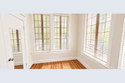 1101 W 22 1/2 Street, Austin, TX 78705 - Photo 9