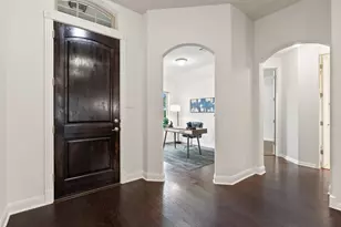 201 Antigua Way, Lakeway, TX 78738 - Photo 3