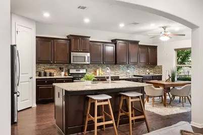 201 Antigua Way, Lakeway, TX 78738 - Photo 13