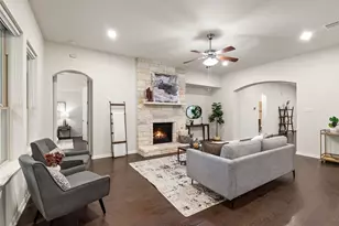 201 Antigua Way, Lakeway, TX 78738 - Photo 11
