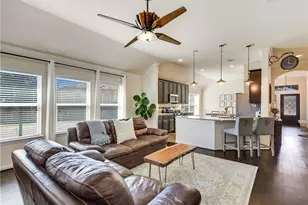 701 Cardenas Ln, Austin, TX 78748 - Photo 9