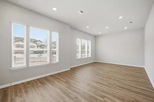 1020 Vista View Dr, Georgetown, TX 78626 - Photo 5