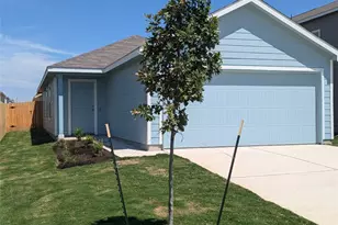 583 Commander Abbott Dr, Jarrell, TX 76537 - Photo 3