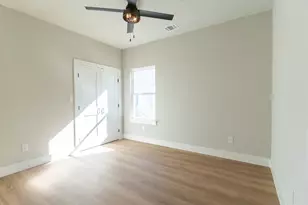 313 String Pr Wy, Smithville, TX 78957 - Photo 9