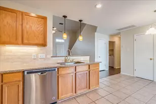 267 Carolyns Way, Buda, TX 78610 - Photo 13