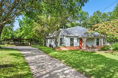 528 Old McDade Road, Elgin, TX 78621 - Photo 3