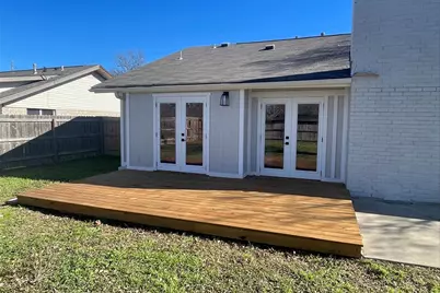 801 E Central Drive, Georgetown, TX 78628 - Photo 17