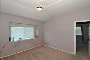 1900 Scofield Ridge Pkwy, Austin, TX 78727 - Photo 11