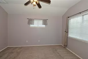 1900 Scofield Ridge Pkwy, Austin, TX 78727 - Photo 15
