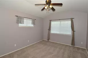 1900 Scofield Ridge Pkwy, Austin, TX 78727 - Photo 13