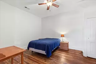 503 Wilkes St, Smithville, TX 78957 - Photo 23