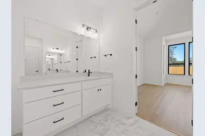 390 Muddy Creek Way, Kyle, TX 78640 - Photo 13