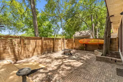 1304 Cool Shadow Drive, Del Valle, TX 78617 - Photo 23