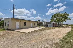 480 Grandpa Rd, Lockhart, TX 78644 - Photo 27