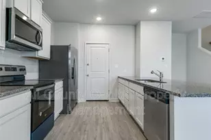 605 W South Street N, Leander, TX 78641 - Photo 3