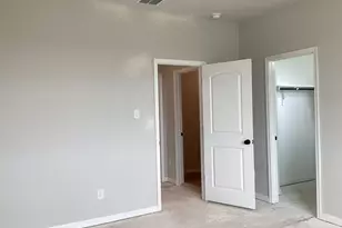 213 Leeland Dr, Liberty Hill, TX 78642 - Photo 17