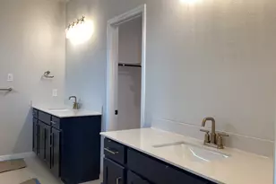 213 Leeland Dr, Liberty Hill, TX 78642 - Photo 15