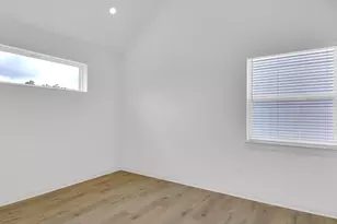 7208 Providence Ave, Austin, TX 78752 - Photo 21