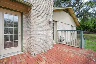 1404 Valleyridge Cir, Austin, TX 78704 - Photo 15