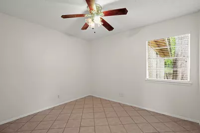 1404 Valleyridge Circle #B, Austin, TX 78704 - Photo 11