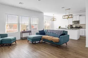 313 Majestic Cedar Dr, Liberty Hill, TX 78642 - Photo 3