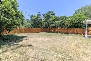 501 Arbor Ln, Austin, TX 78745 - Photo 29