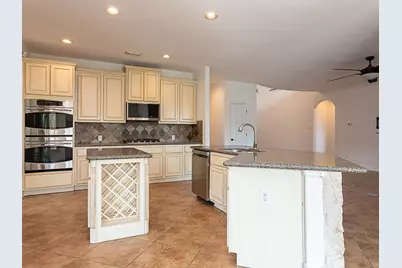 7908 Journeyville Drive, Austin, TX 78735 - Photo 15