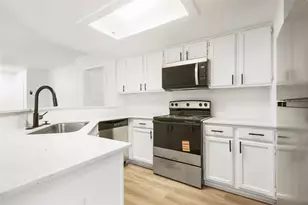 923 E 41st St, Austin, TX 78751 - Photo 7