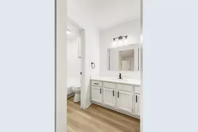 923 E 41st Street #105, Austin, TX 78751 - Photo 11