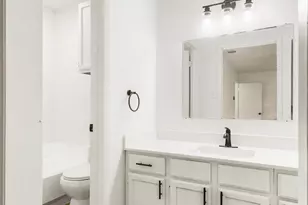 923 E 41st St, Austin, TX 78751 - Photo 11