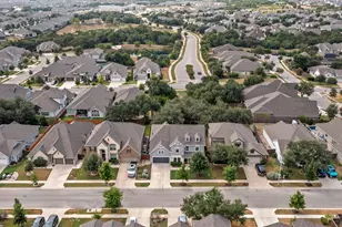 816 Heartleaf Dr, Leander, TX 78641 - Photo 35