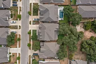 816 Heartleaf Dr, Leander, TX 78641 - Photo 37