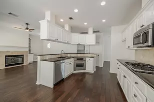 6102 Bon Terra Dr, Austin, TX 78731 - Photo 13