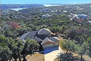 17621 W Reed Parks Rd, Jonestown, TX 78645 - Photo 1