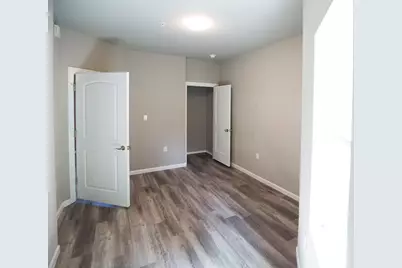 911 W 22nd Street #303, Austin, TX 78705 - Photo 21