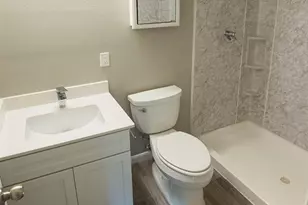 911 W 22nd St, Austin, TX 78705 - Photo 17