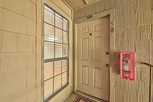 1202 Thorpe Ln, San Marcos, TX 78666 - Photo 5