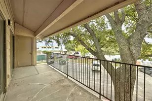 1202 Thorpe Ln, San Marcos, TX 78666 - Photo 29