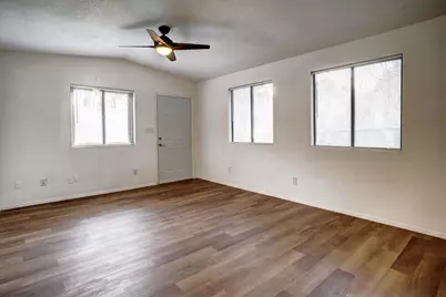 1037 Wilkes Circle, Smithville, TX 78957 - Photo 27