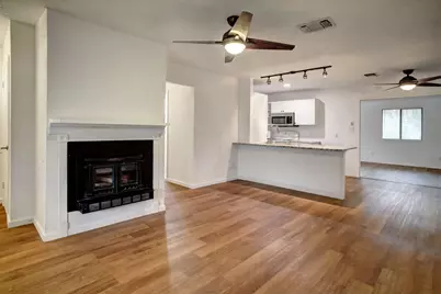 1037 Wilkes Circle, Smithville, TX 78957 - Photo 5