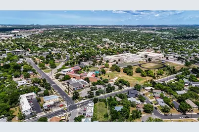 1405 Rosewood Avenue, Austin, TX 78702 - Photo 7