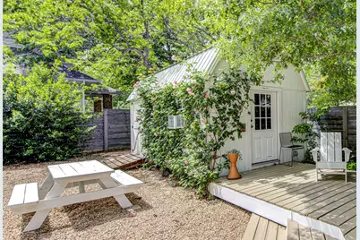 2601 Geraghty Avenue, Austin, TX 78757 - Photo 3