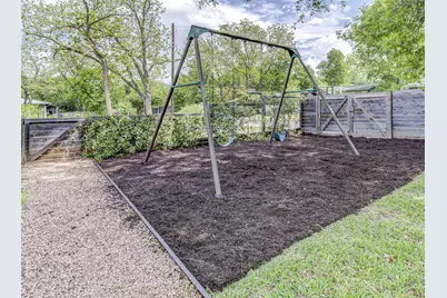 2601 Geraghty Avenue, Austin, TX 78757 - Photo 37