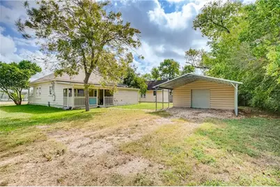 1319 Davis Street, Taylor, TX 76574 - Photo 19