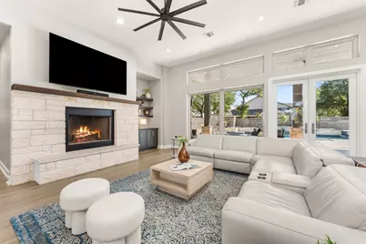 425 Bunker Ranch Boulevard, Dripping Springs, TX 78620 - Photo 11