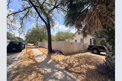 1509 Willow Street, Austin, TX 78702 - Photo 21