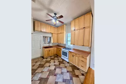 1509 Willow Street, Austin, TX 78702 - Photo 9